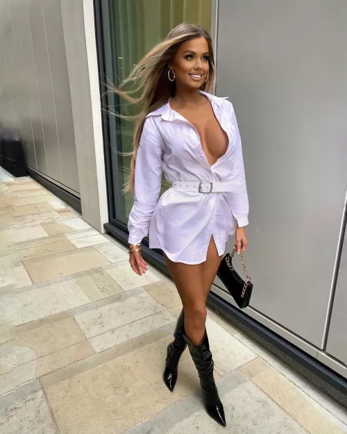 Tight Shirt Dress on @sylvijaa