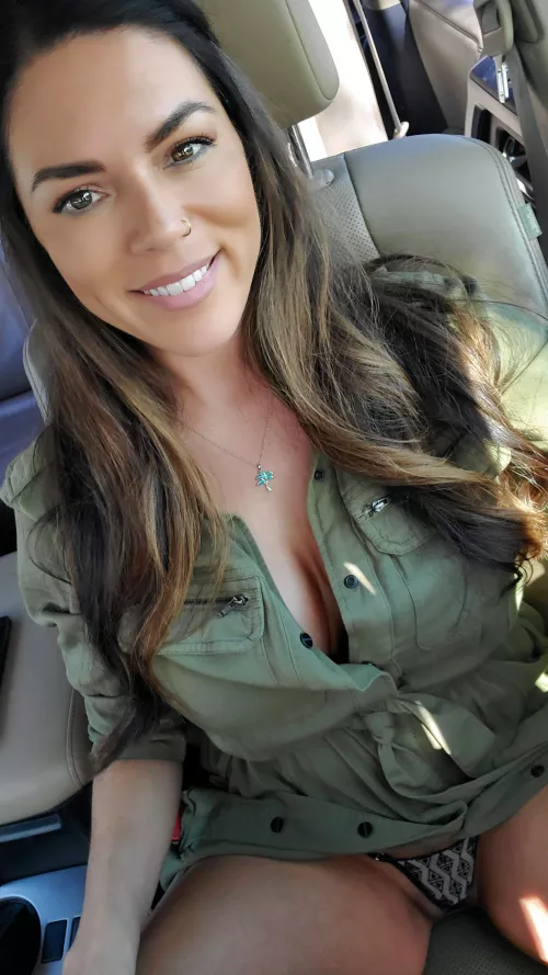 Time to buy some groceries and get a lot of of dudes in trouble right before Valentine's Day.