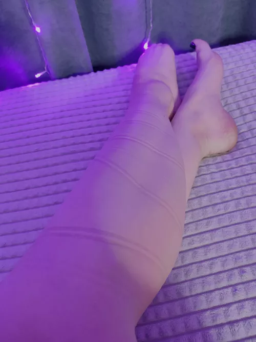 time to lick my feet time to lick my feet