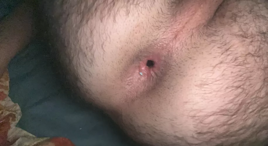 Tiny gape after one finger :)
