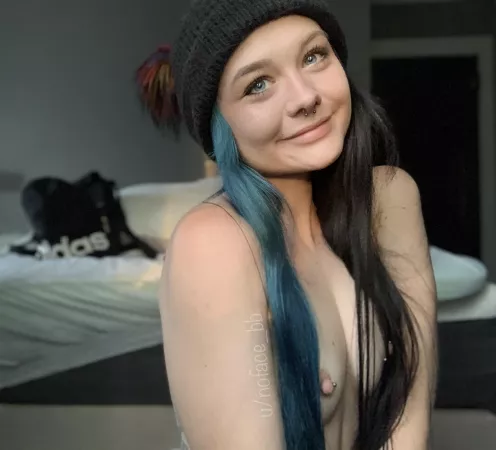 Tiny tits but always a big smile π