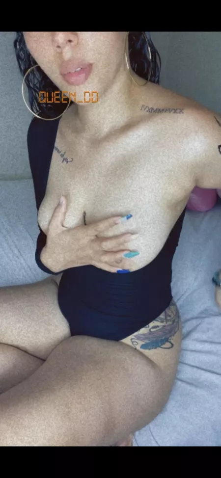 Tits Tits