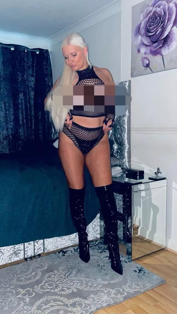 Titties aren’t for you loser, you should hump your pillow to big dick only