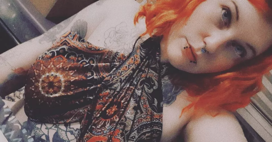 Titty sling