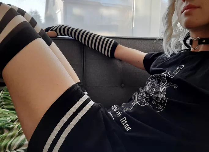 To hundreads of people who see this, hi 👋 To hundreads of people who see this, hi 👋