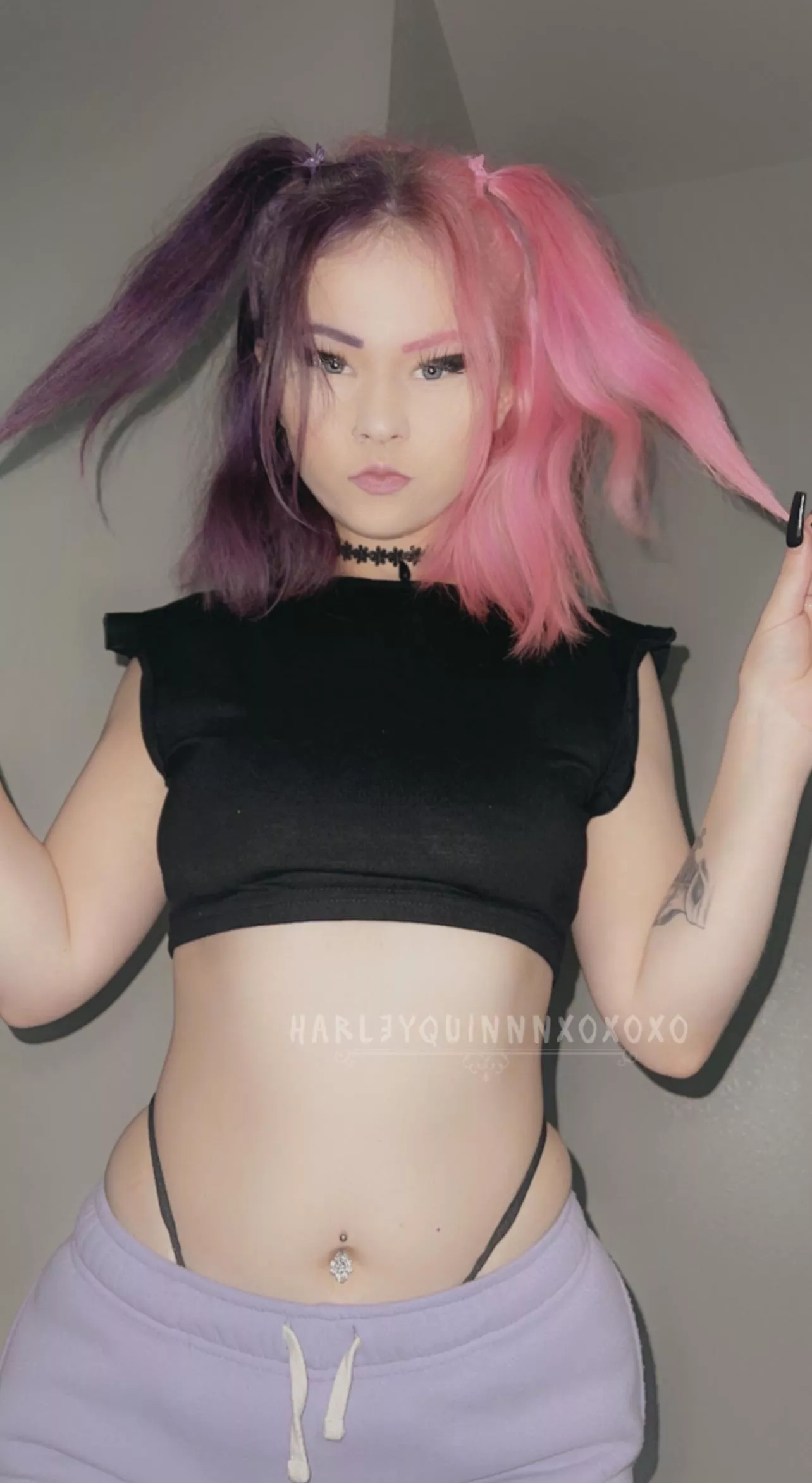 To the 6 who see this, would u pull my hair while u fuck me 🥺😈✨ To the 6 who see this, would u pull my hair while u fuck me 🥺😈✨