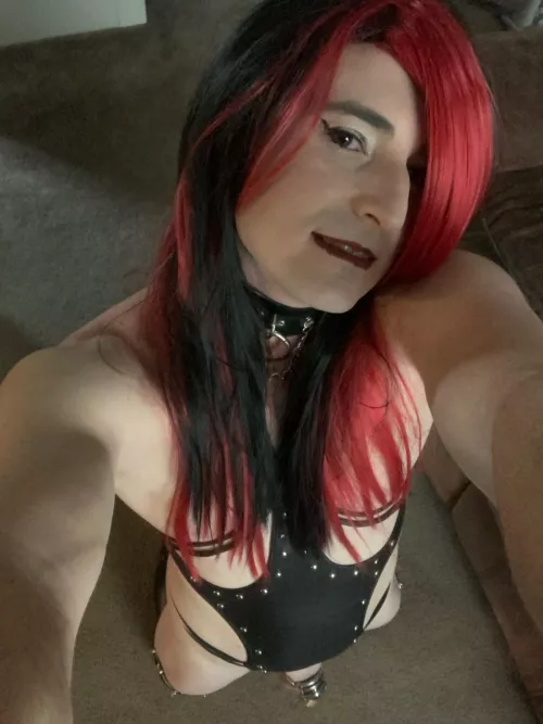 To the five people who see this. Hi πππ½ To the five people who see this. Hi πππ½