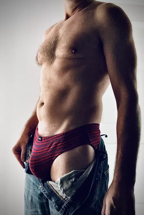 Today feels like more of a sweatpants day than jeans