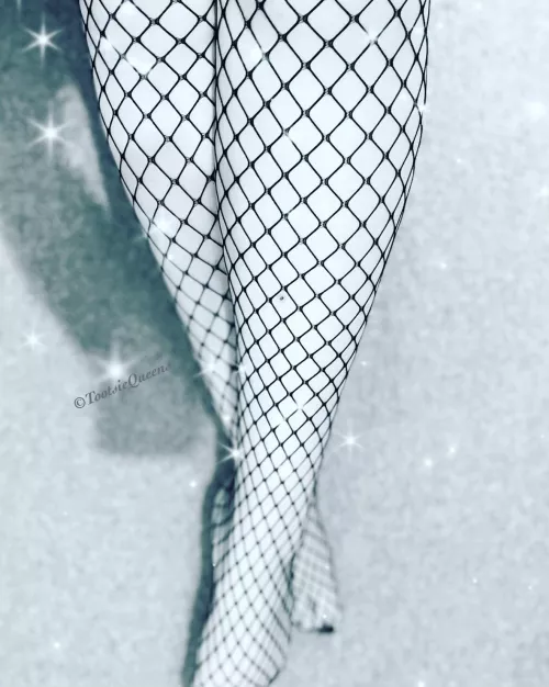 Today I feel sexy, I want my legs and feet to feel sexy too Today I feel sexy, I want my legs and feet to feel sexy too