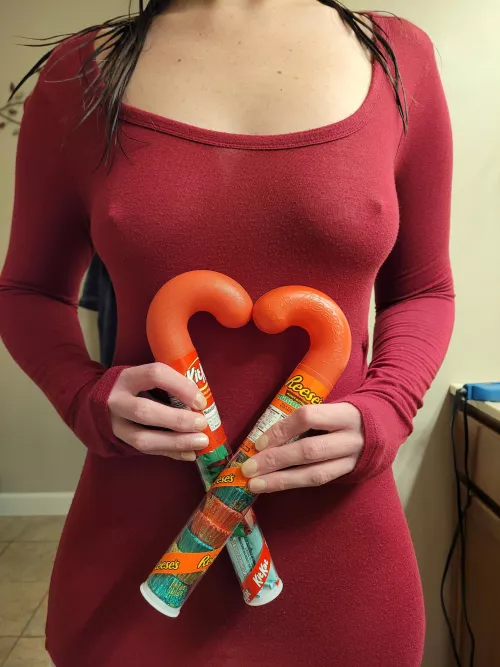 Today is National Candy Cane Day! 12/26. I made a heart for you ❤️ [F]