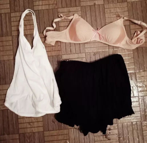 Today Me (21 M) Making my cousin sister’s (F18) Undergarments dirty