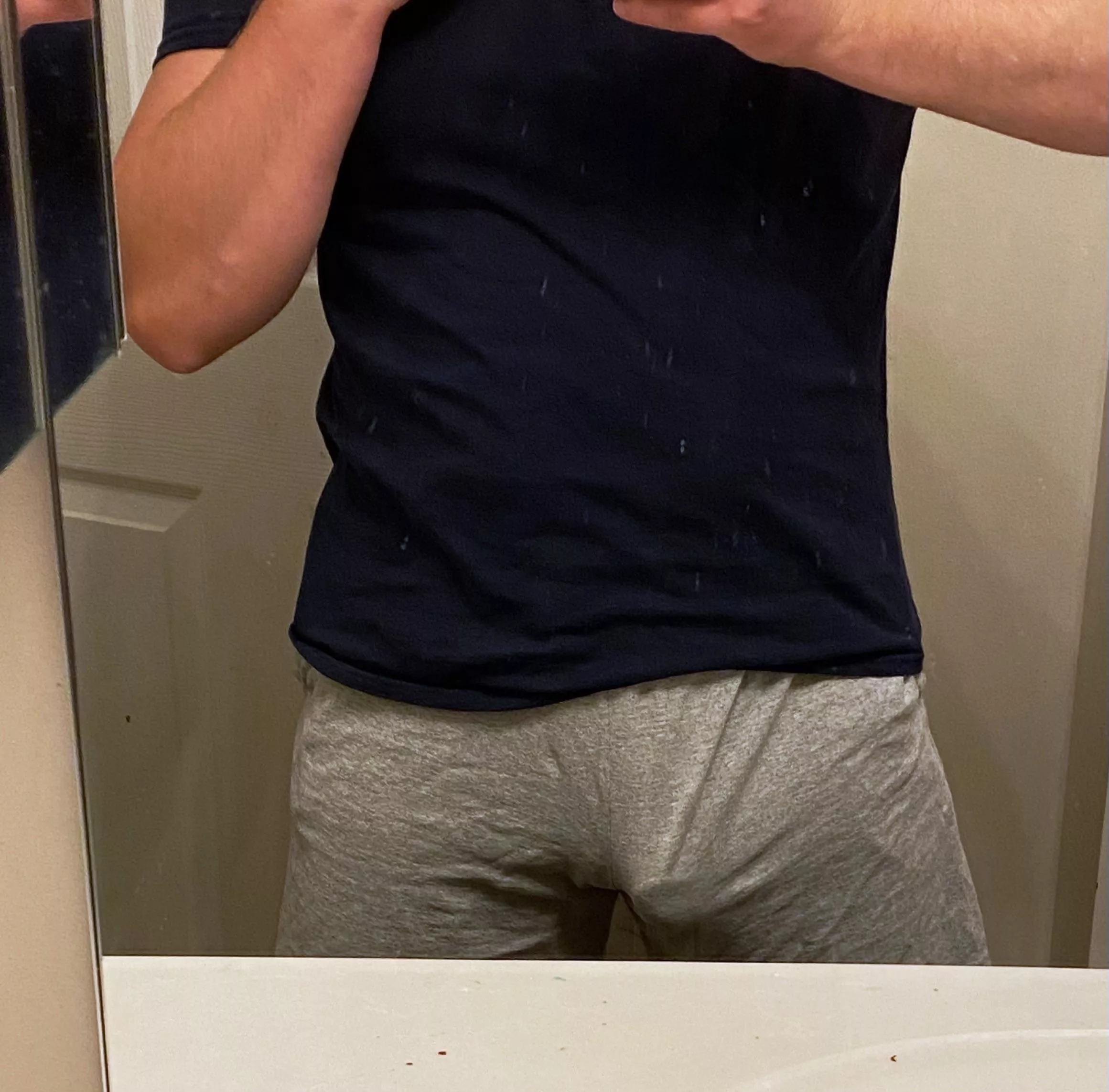 Tomorrow I’m deleting this account. I’ve been insecure about my body, but you all have helped me. Thank you