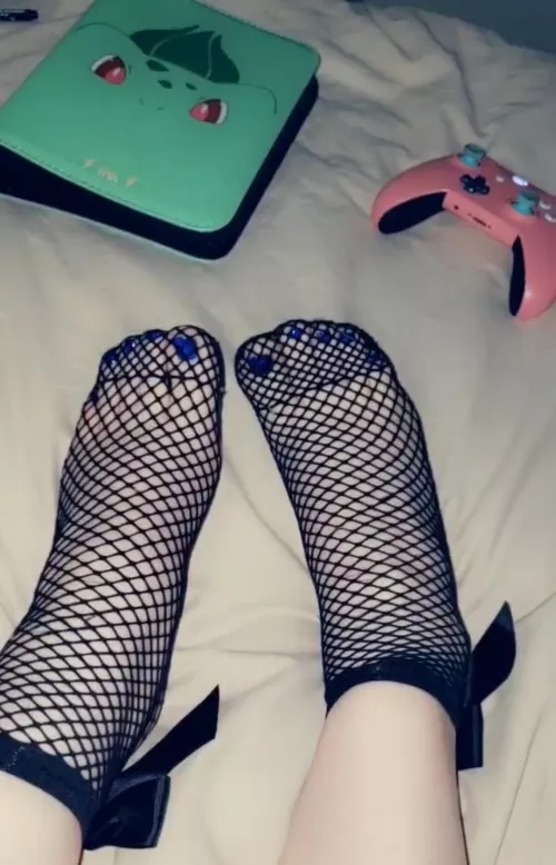 Too beautiful to tear off 🥀