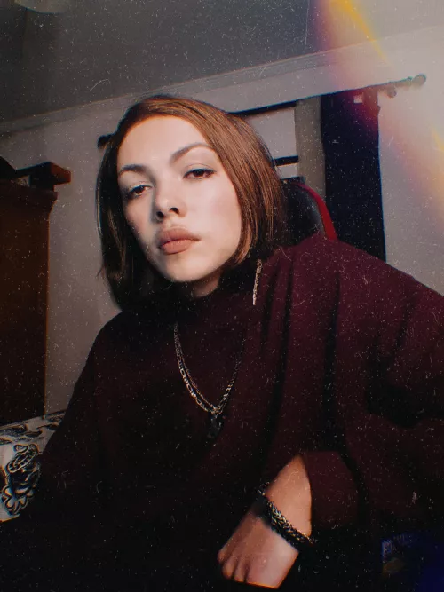 Too bored to do my eyeliner today.. Hope I'm still pretty anyways ^^ Too bored to do my eyeliner today.. Hope I'm still pretty anyways ^^