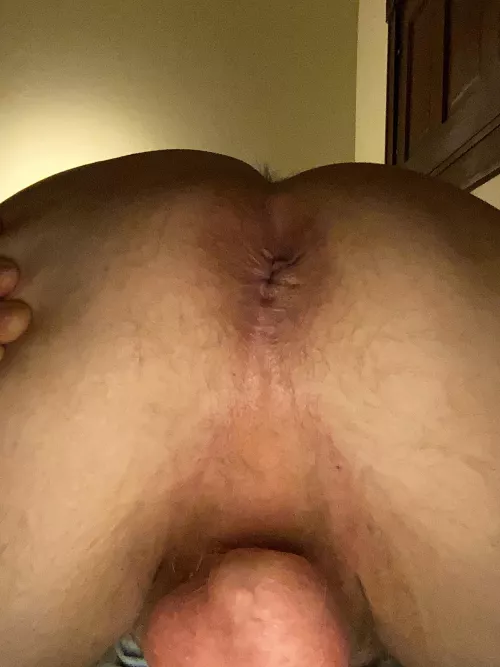 Took a load in this ass earlier… ready for another