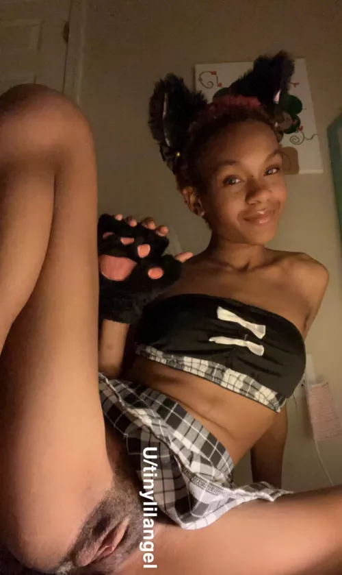 took a pic for you after school daddy 🥰 waiting for you to fuck me in my school outfit