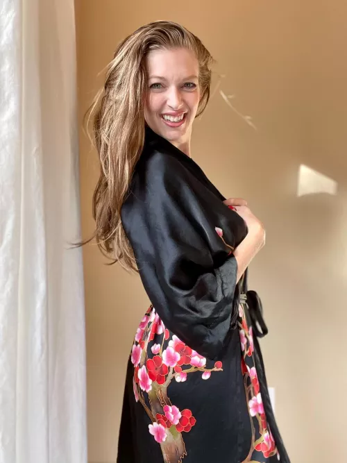 Top 0.8% 😇 NO PPV! Real couples sex. Frequent 20+ minute sex videos, Milf play, anal, facials, creampies, solos, tease, past pregnancy sex videos, fitness, g/g, b/g all included and posted to the feed. Link in comments!