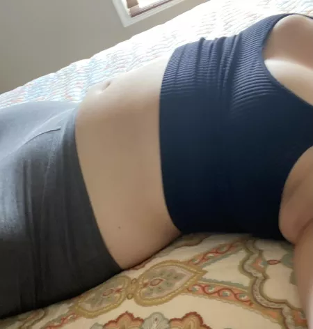 Top or leggings come off first? Top or leggings come off first?