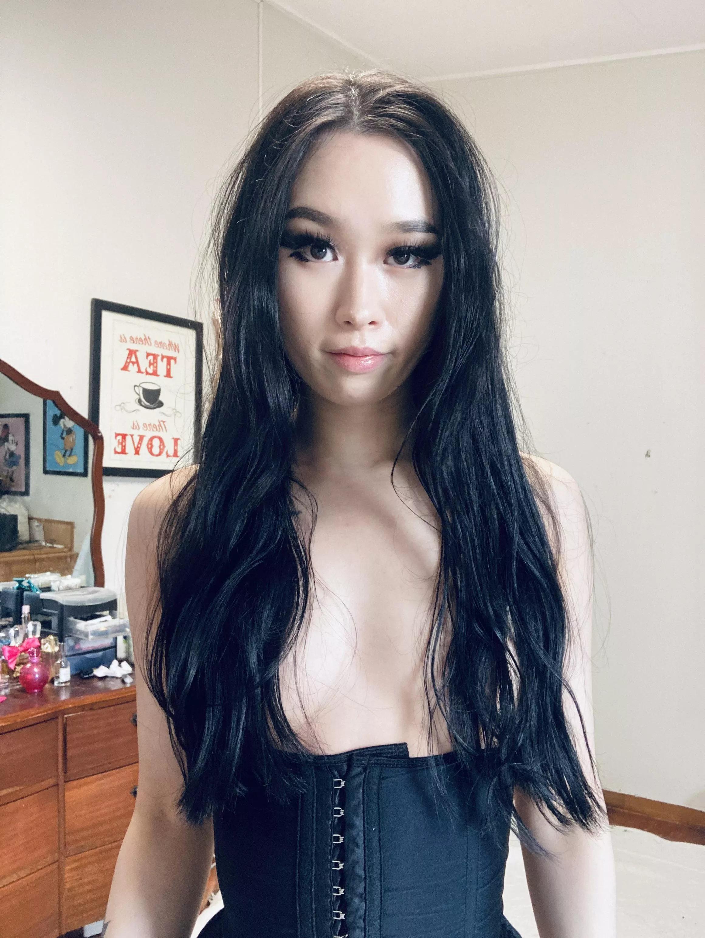 Topless + waist trainer ?