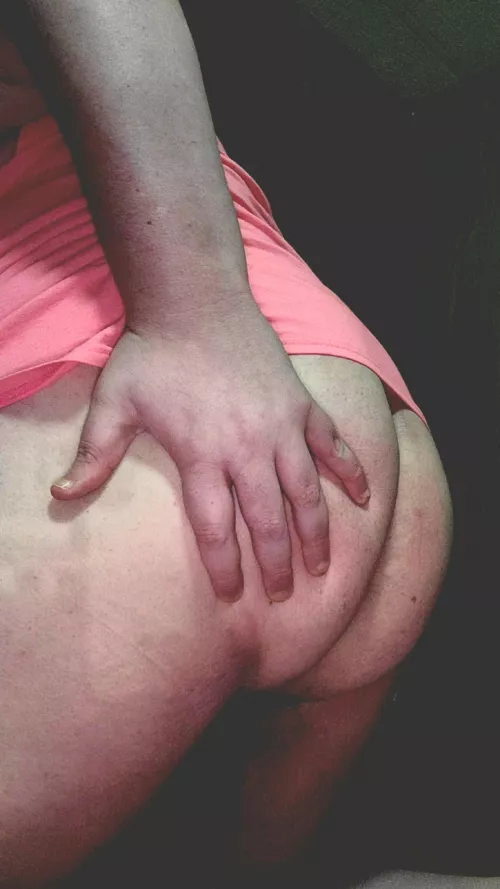 Touch the butt. Worship the butt. Respect the butt.