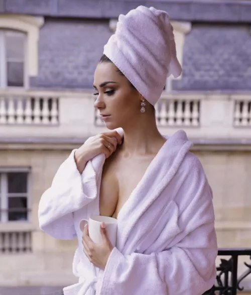 Towel cleavage