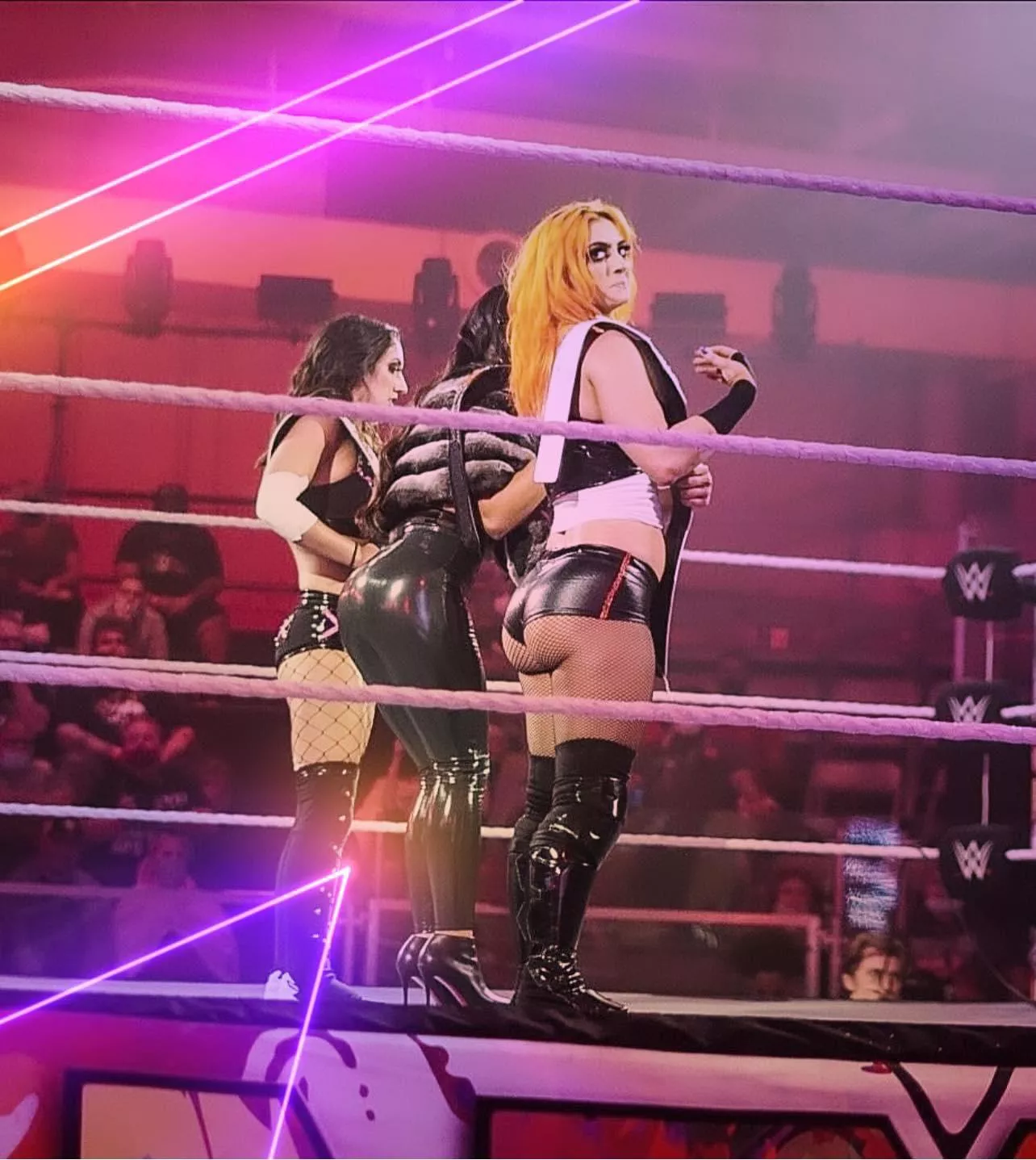 Toxic Attraction and GiGi’s cheeks