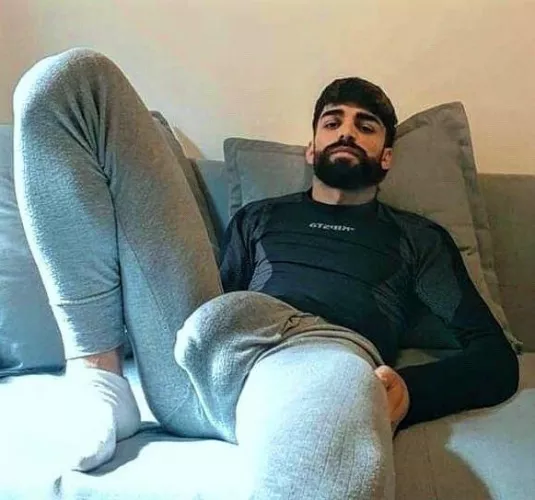 “Trackie bulge” …