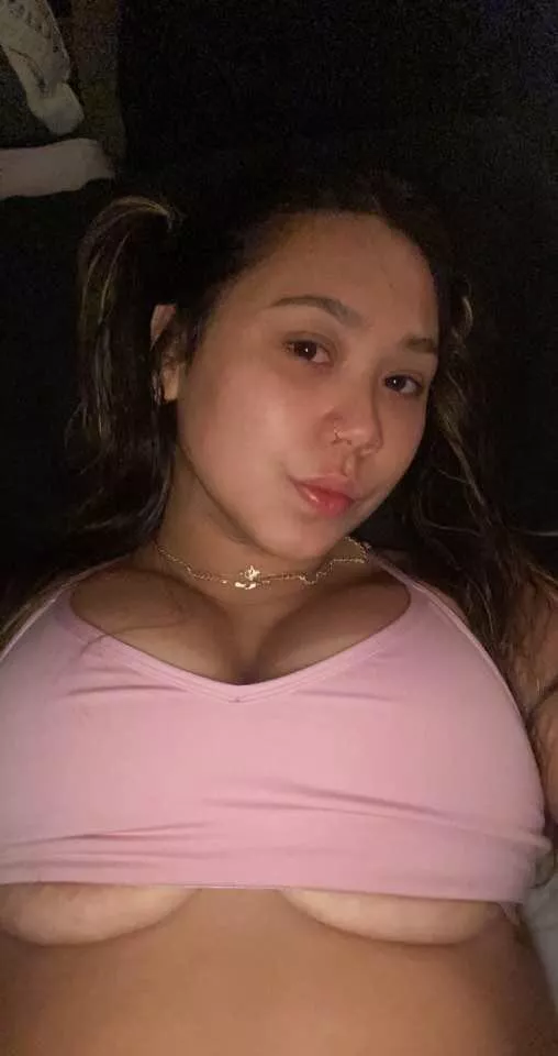 Trading my 26 year old girl pics and videos. Kik ppmm012. Send a sample for a faster reply Trading my 26 year old girl pics and videos. Kik ppmm012. Send a sample for a faster reply