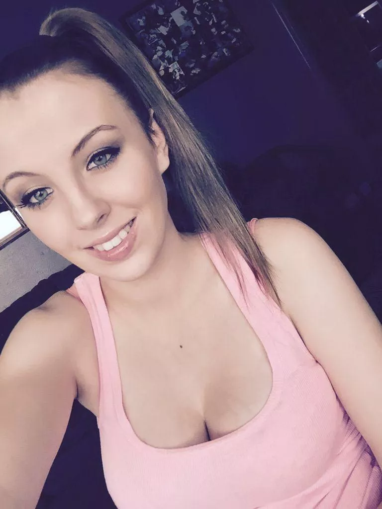 Trading my wife on kik. I can verify and show face. I also have an ex to trade but sadly I don’t have any couple pics left to verify her. Kik: newtrader101 Trading my wife on kik. I can verify and show face. I also have an ex to trade but sadly I don’t have any couple pics left to verify her. Kik: newtrader101