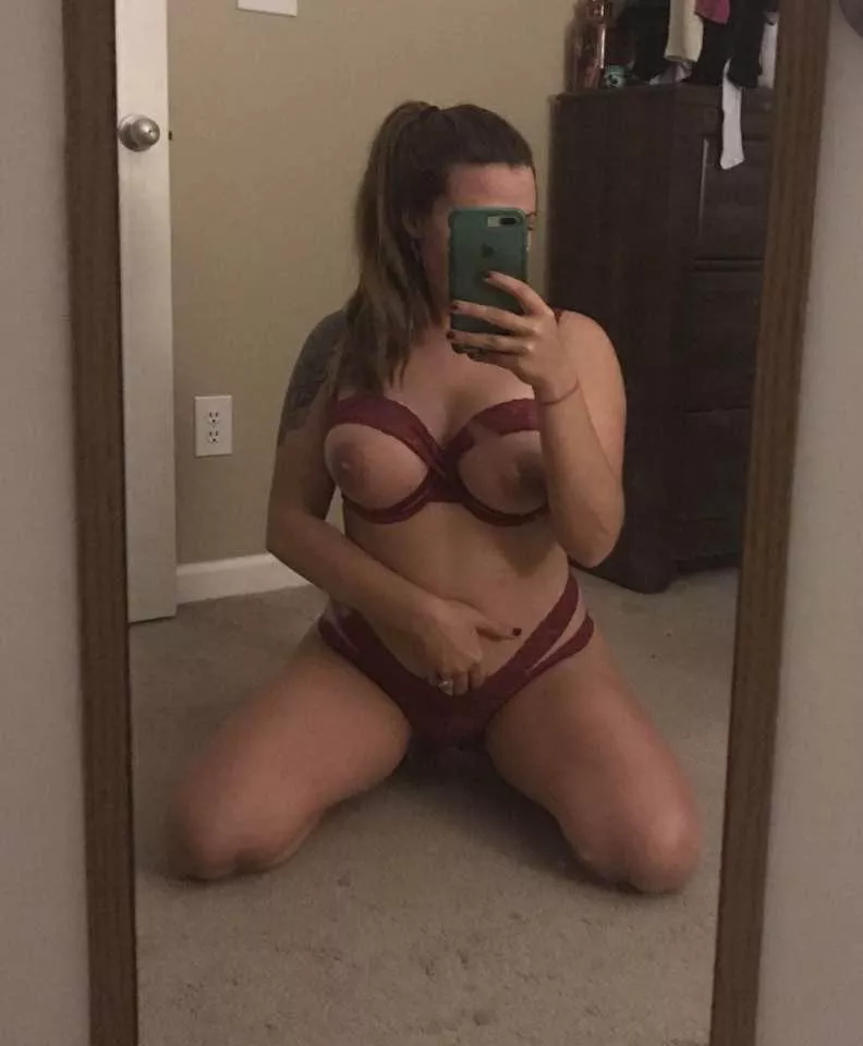 Trading the wifeyyyy alll night 😅 Trading the wifeyyyy alll night 😅