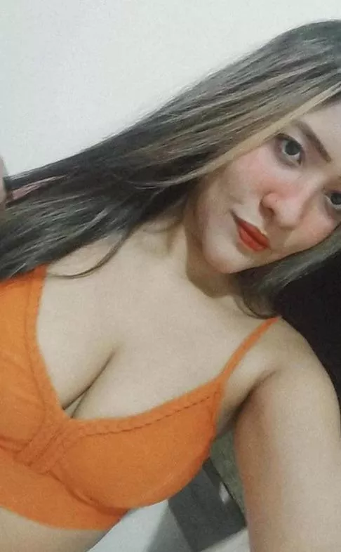 Trading wife pics and stroking, send sample to kik paulosandersp Trading wife pics and stroking, send sample to kik paulosandersp