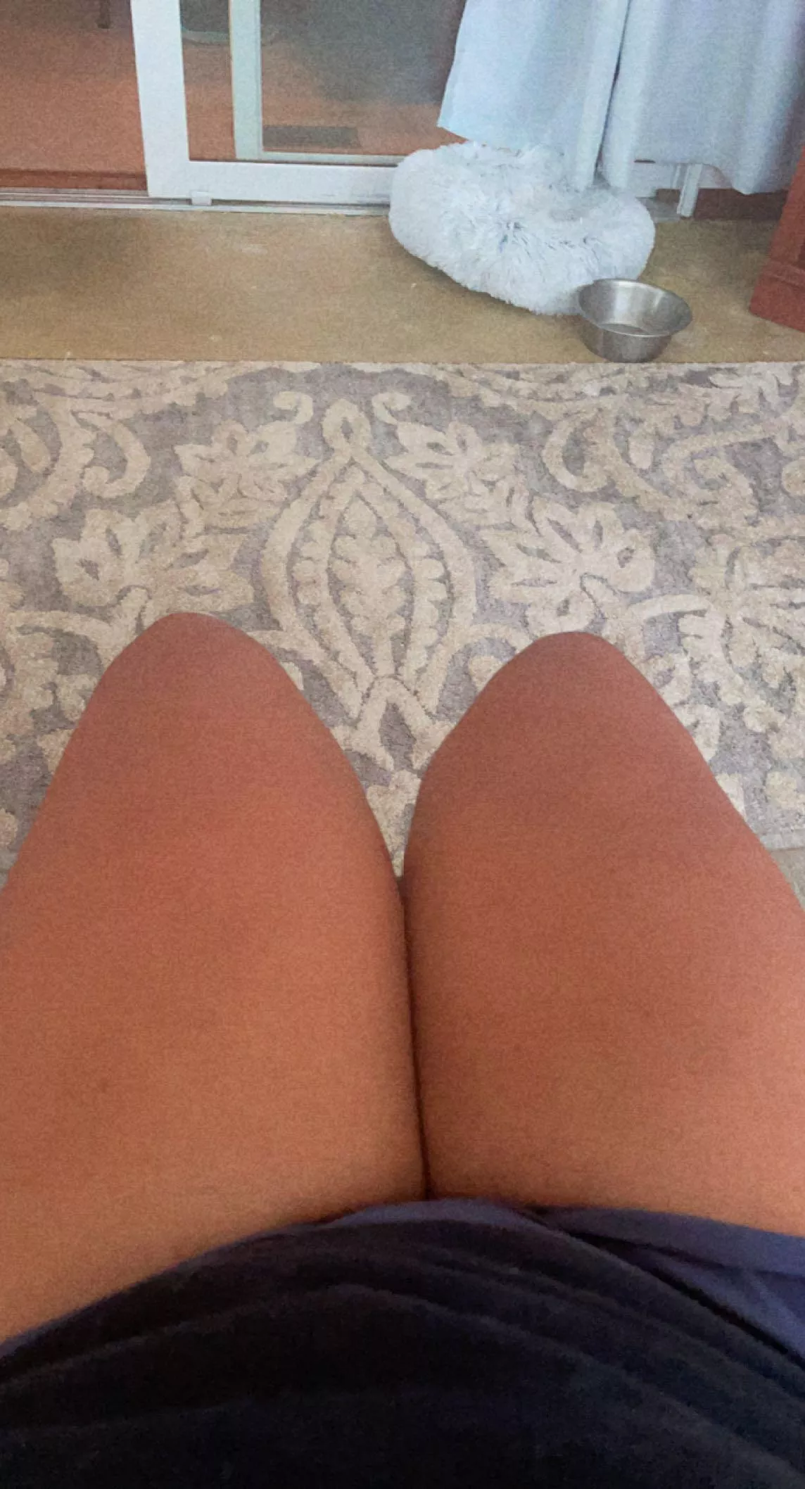 treat me like a pet and ill worship the fuck out of u ;) treat me like a pet and ill worship the fuck out of u ;)