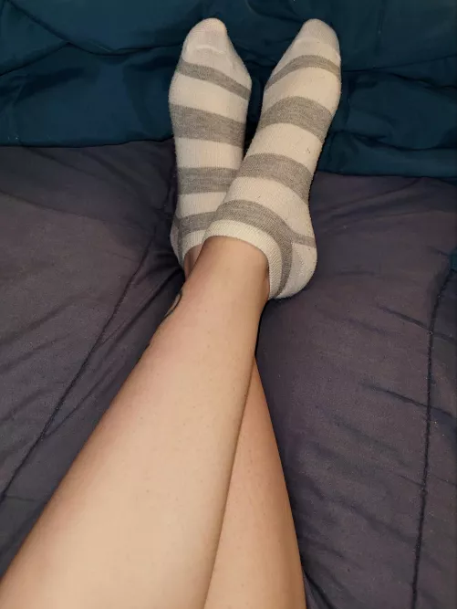 Treated myself to some new socks, I think they make my legs look sexy 😘