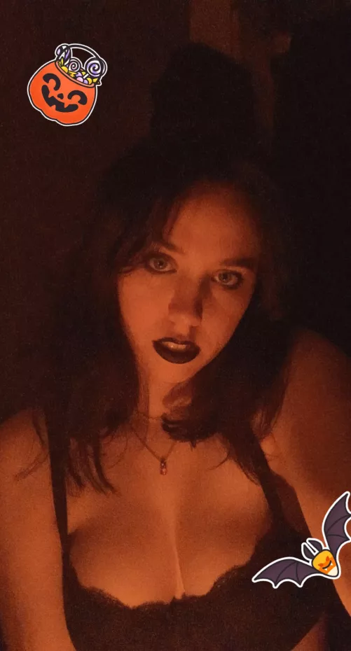 Trick or treat ππ€