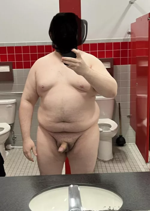 Tried to get a bit risky with this pic. Enjoy!