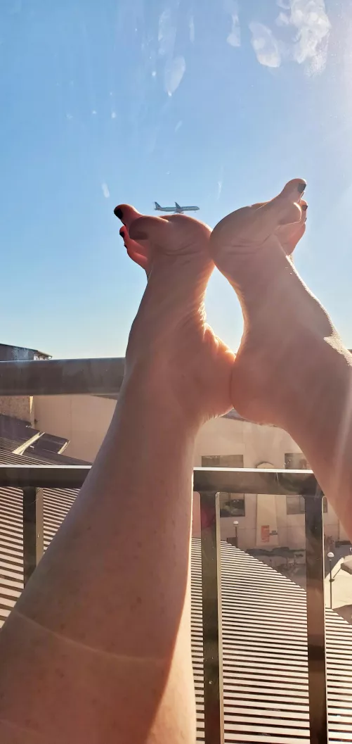 Try as you might you can't escape these soles... the skies not the limit with this goddess π ππβ€π