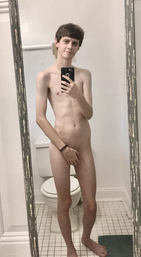 Trying a full body pic, hope you like ππ