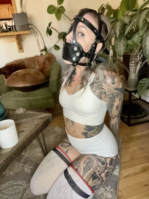 Trying on my gag and making sure it’s tight enough for you [F]