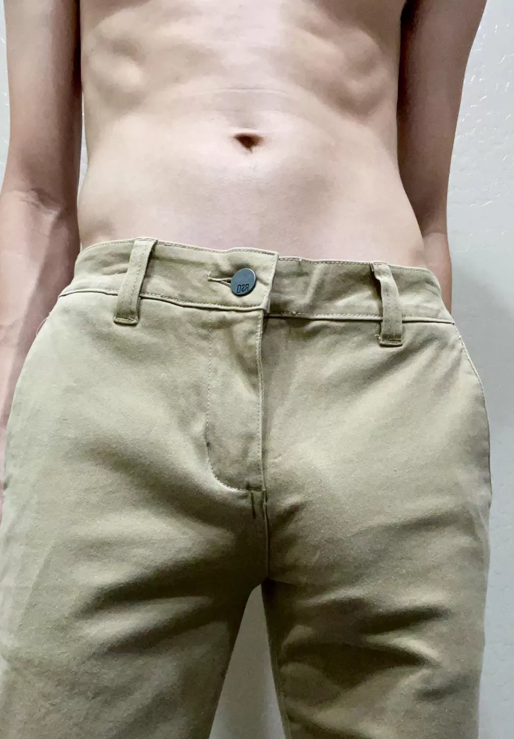 trying to be casual in jeans smh