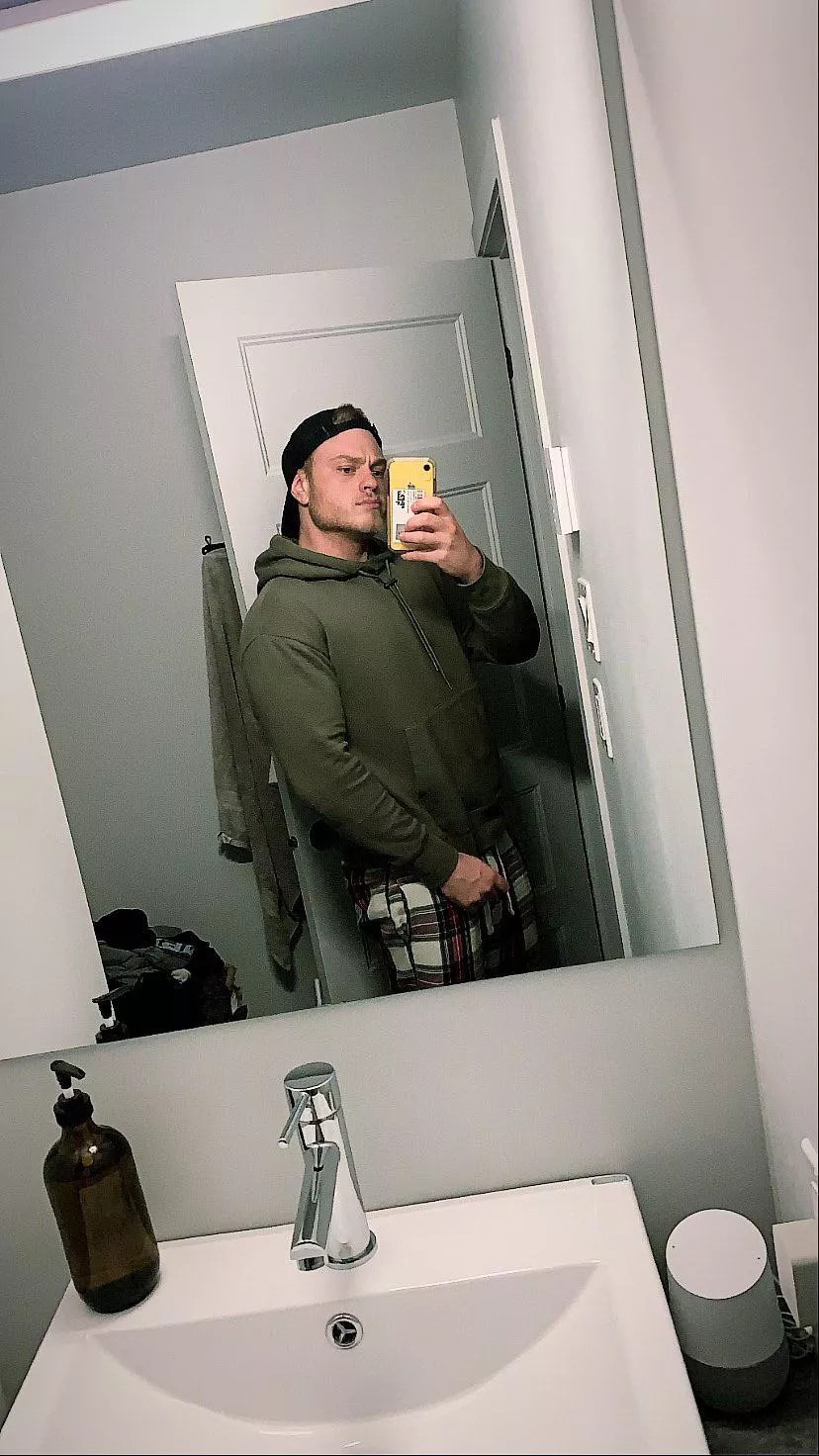 Trying to be the big boii