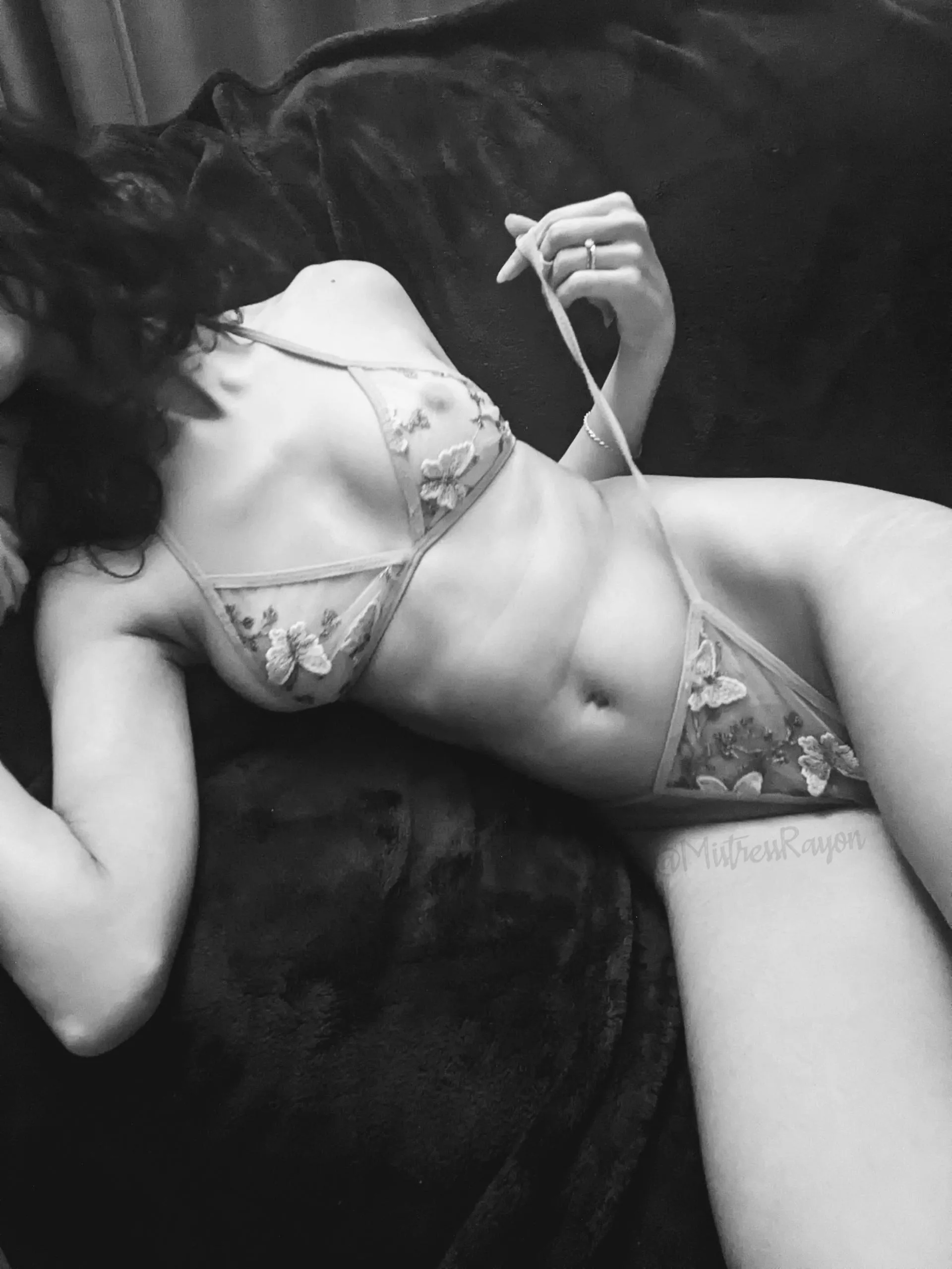 Trying to do some sensual Valentine's pics