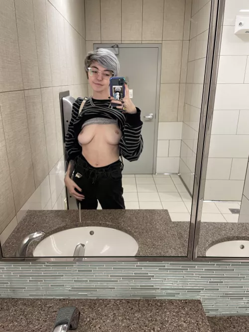 Trying to figure out what I want as a tat on my sternum (my other tats are on my arms) I hope everyone has a goodnight🖤 (F19)