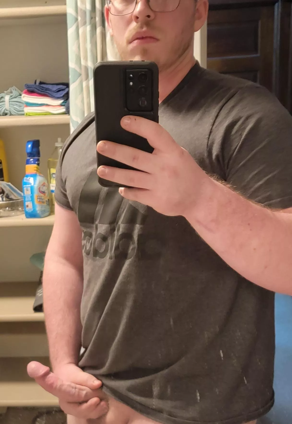 Trying to find the best angles with this new mirror. What do yall think? Trying to find the best angles with this new mirror. What do yall think?