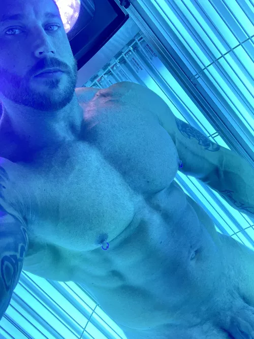 Trying to keep a little bit of color 😎 [m]