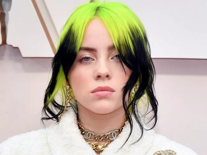 Trying to make a fucking mess to Billie Eilish or Freya Allen. Can show