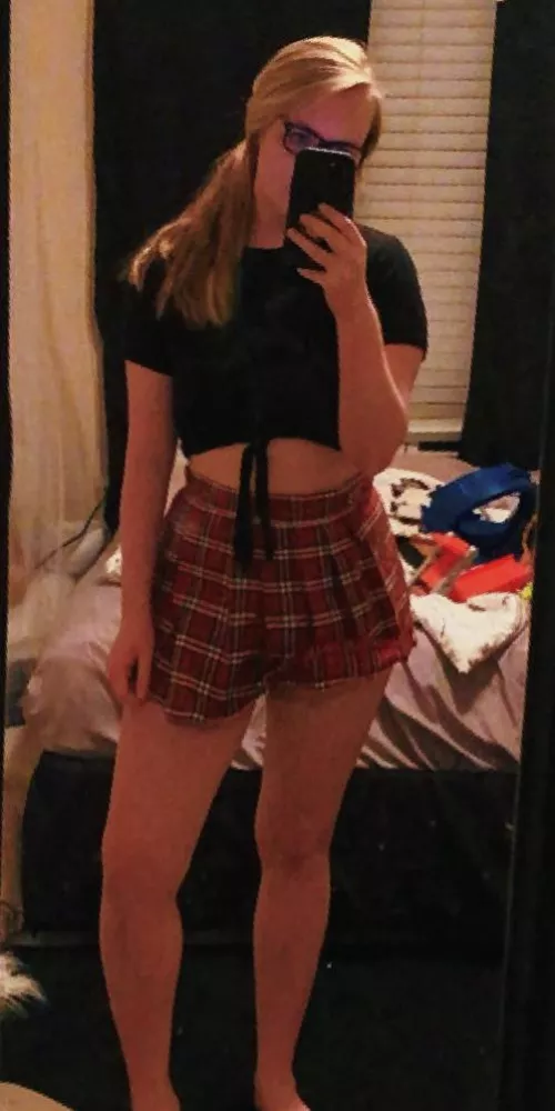 Trying to prove a point.π Would you hit it? Would you fuck me? Upvotes will show my husband the results he is afraid to admit..