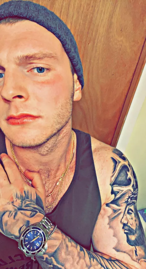 Trying to stay warm on this cold winter day 😉