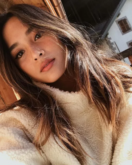 Tsutsumi Hoang Tsutsumi Hoang