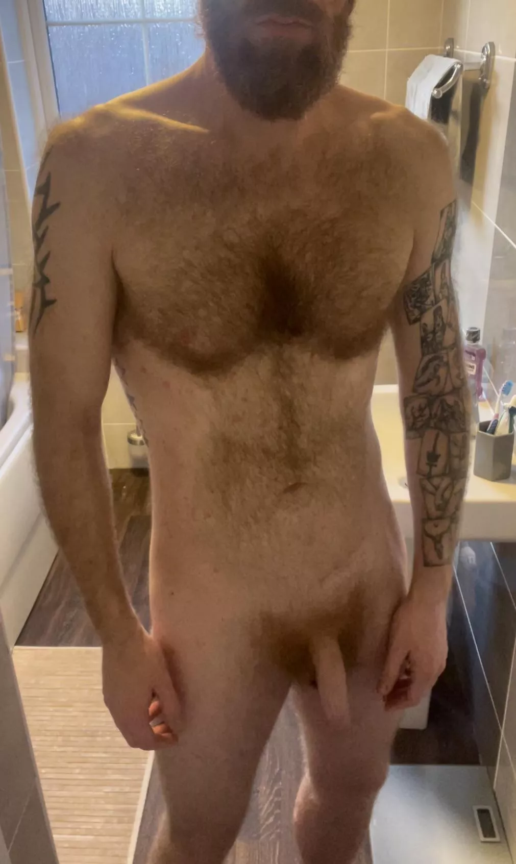 Tuesday vibes! Tired and want to go back to bed who’s coming with? 😜