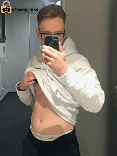 Tummy check!